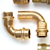 Латунный отвод муфтовый 32 мм купить Пермь